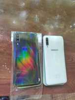 Samsung a50  6\128 a505