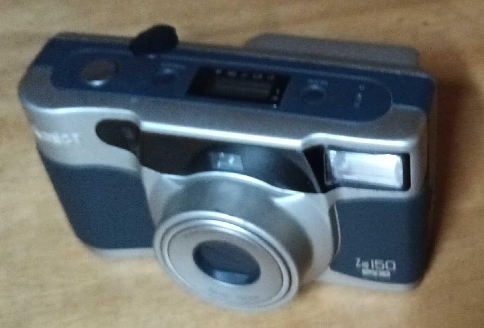Máquina compacta Analógica 35mm Konica Z-up 150VP