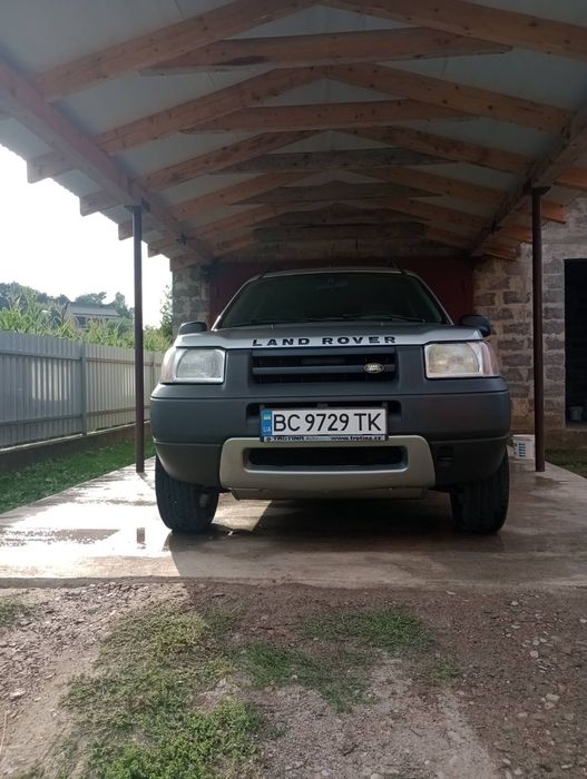 Продам авто ленд ровер фрілендер