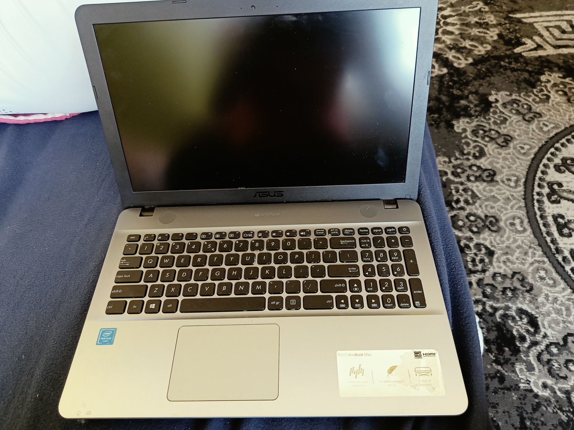 Laptop Asus używany