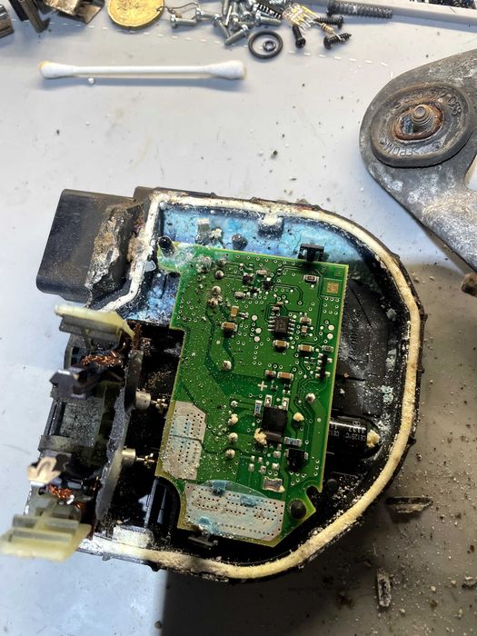 Silnik Wycieraczki Peugeot 508 naprawa regeneracja