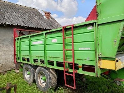 Sprzedam rozrzutnik obornika