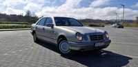 Mercedes E210 * 2,2 diesel