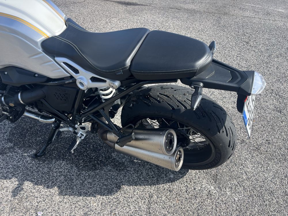BMW R nineT - Option 719 Mineral White metallic