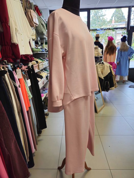 Komplet dresowy masełko jasny róż r. Plus Size Italy !!!