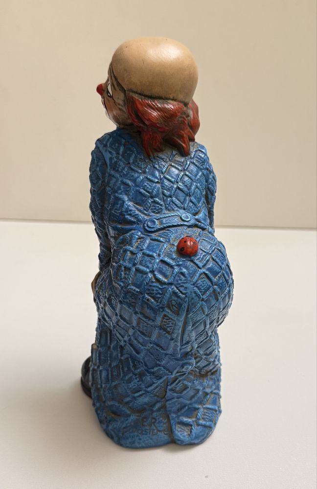 Stara figurka ceramiczna kolekcjonerska klaun z biedronką clown Glide