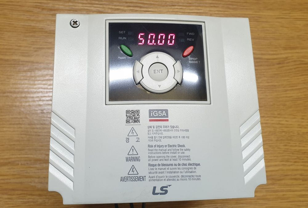 Falownik LG LS SV040iG5A-4 trójfazowy 4 KW