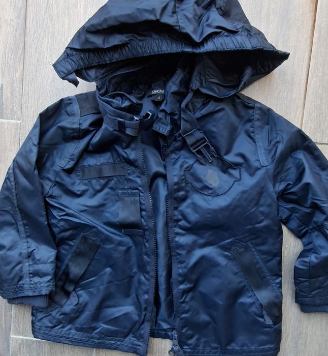 Impermeável com carapuço da DKNY