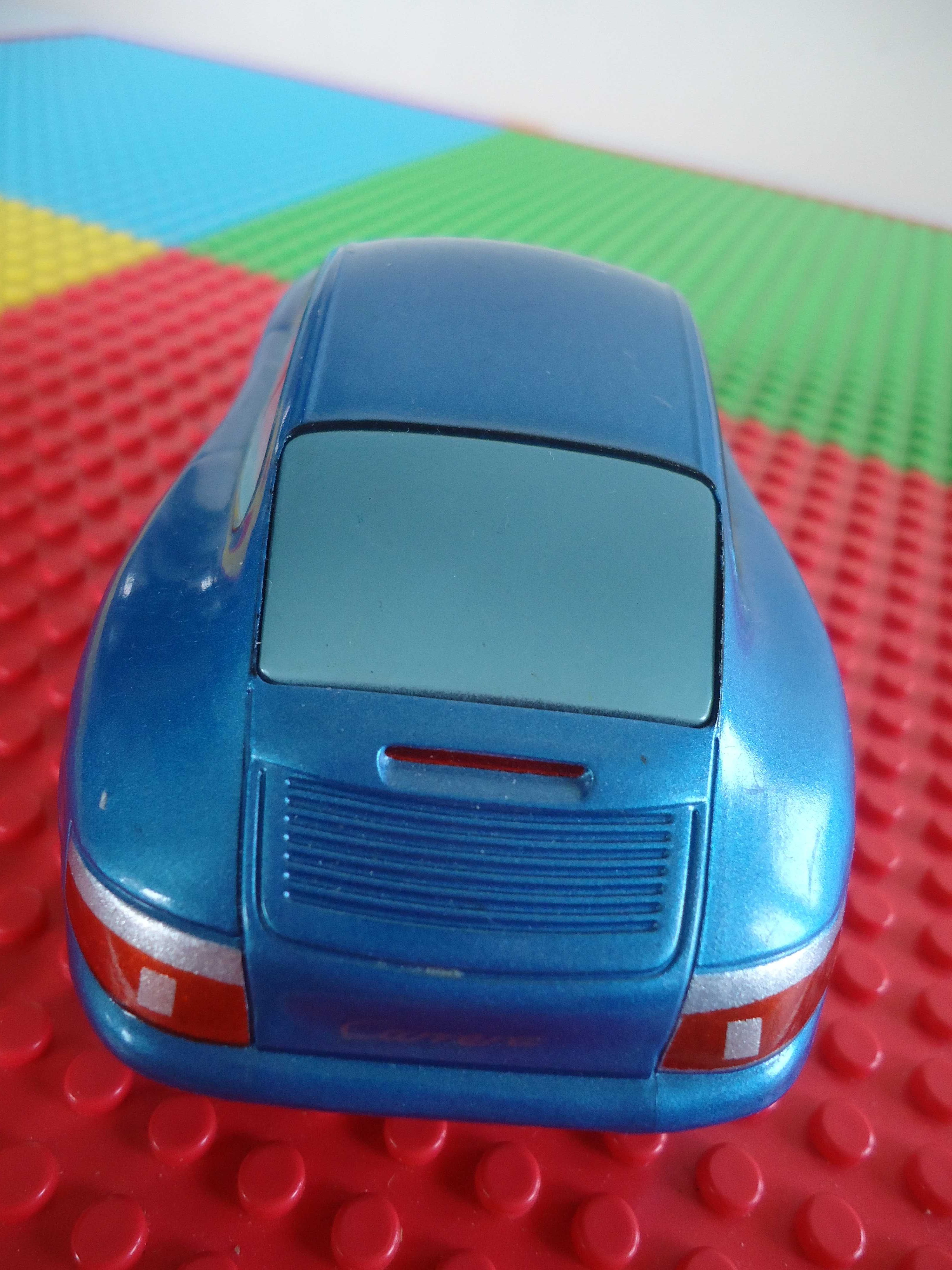 Disney Pixar Cars Auta Sally Niebieskie Auto Samochód Dlugość 13cm