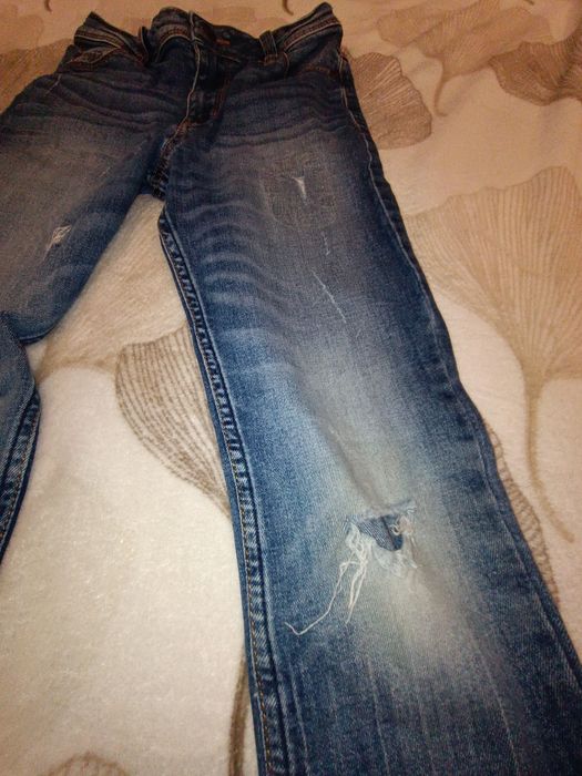 Spodnie Dżinsy Chłopięce George Skinny122-128 cm Wąskie Dziury
