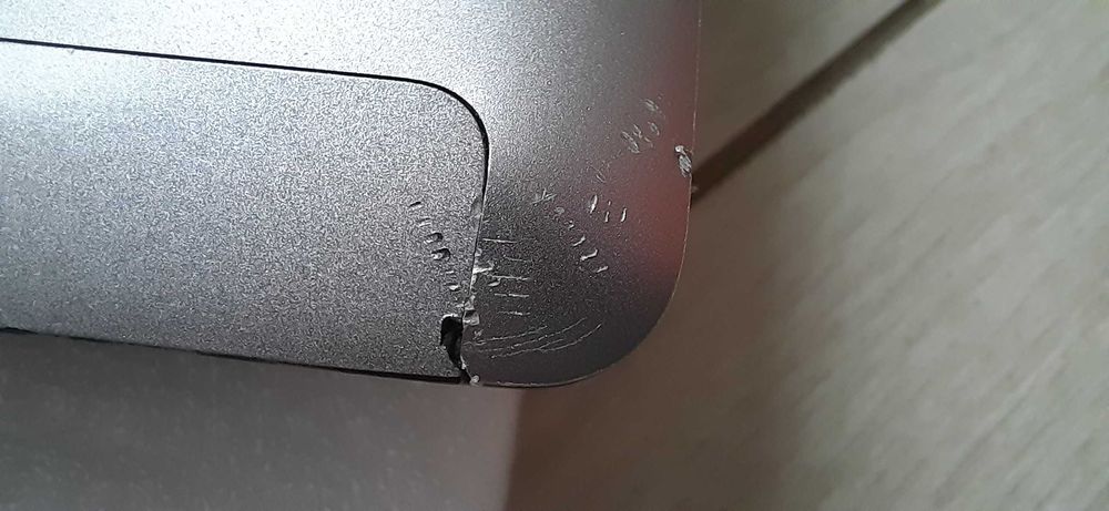 Dell 7750 IPS i7-10850h, 32-64 Gb, 512 SSD, RTX 4000 8Gb, бат 5 годин