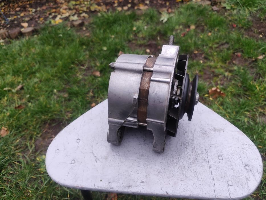 Генератор Ваз 2101,2102,2103,2105,2106,2107,2121 нива,класика.