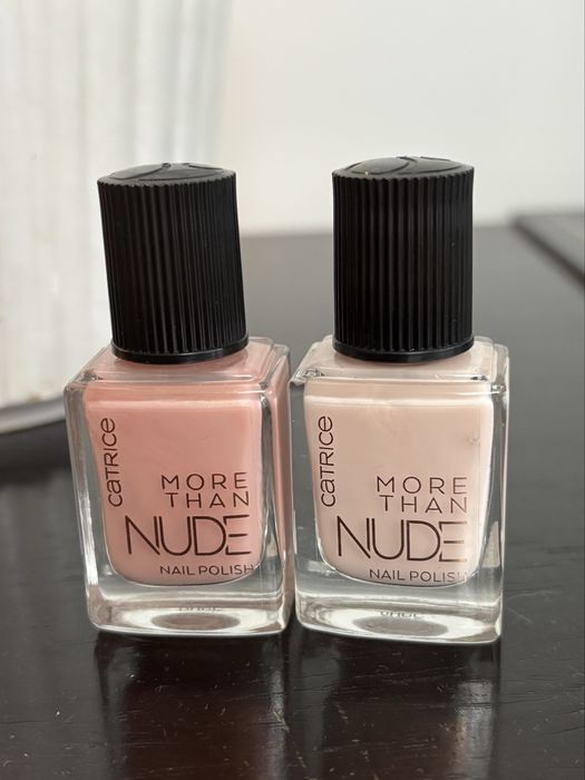 2 vernizes catrice cor-de-rosa