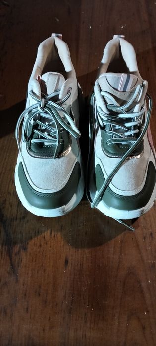 Sapatilhas novas 37