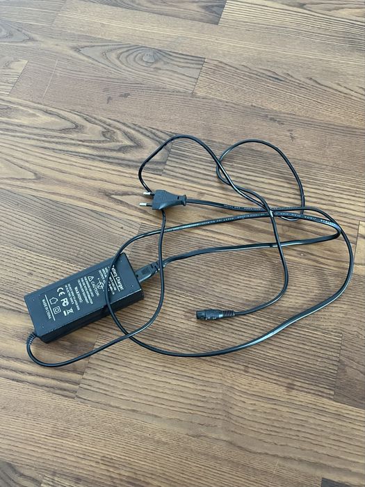 deskorolka elektryczna Dual Wheels Skymaster 11