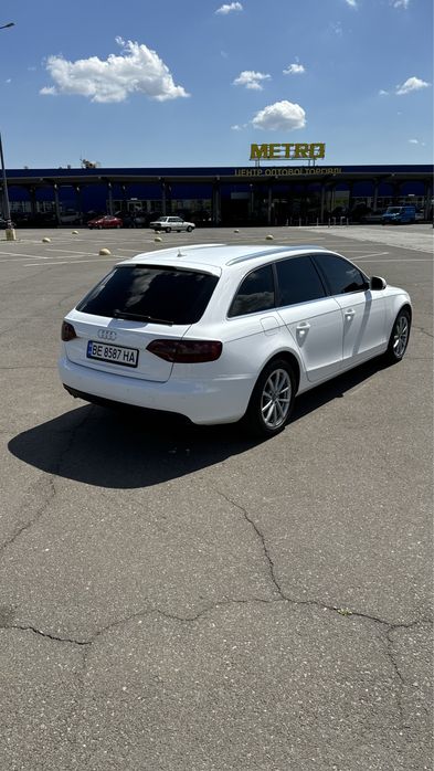 Продам Audi a4 b8