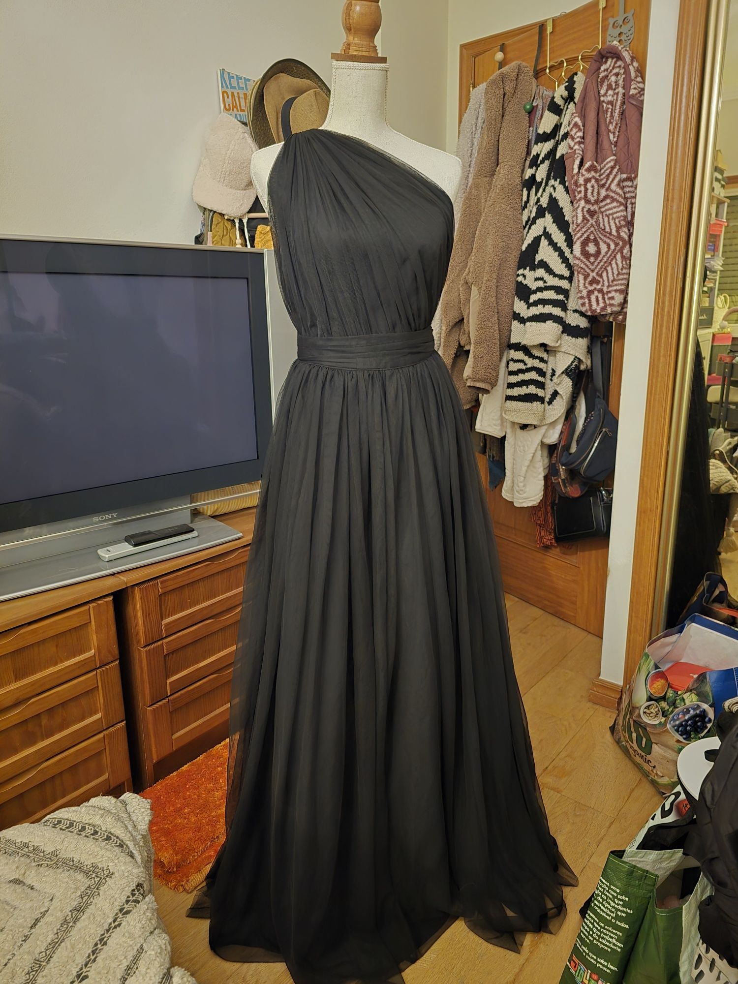 Vestido comprido de Tule asos M