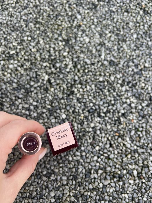 Charlotte Tilbury szminka nude kate pełnowymiarowa nowa!