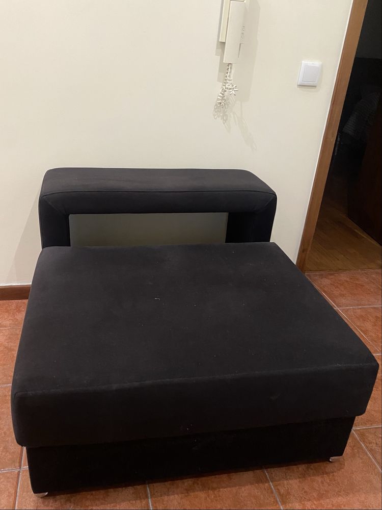 Sofá modular em preto – ótimo estado