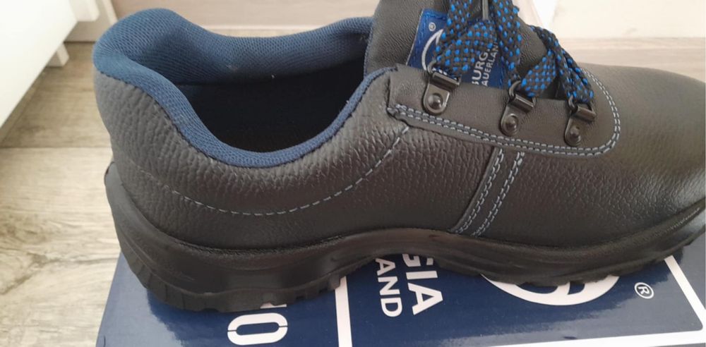 Buty robocze z blachą 40