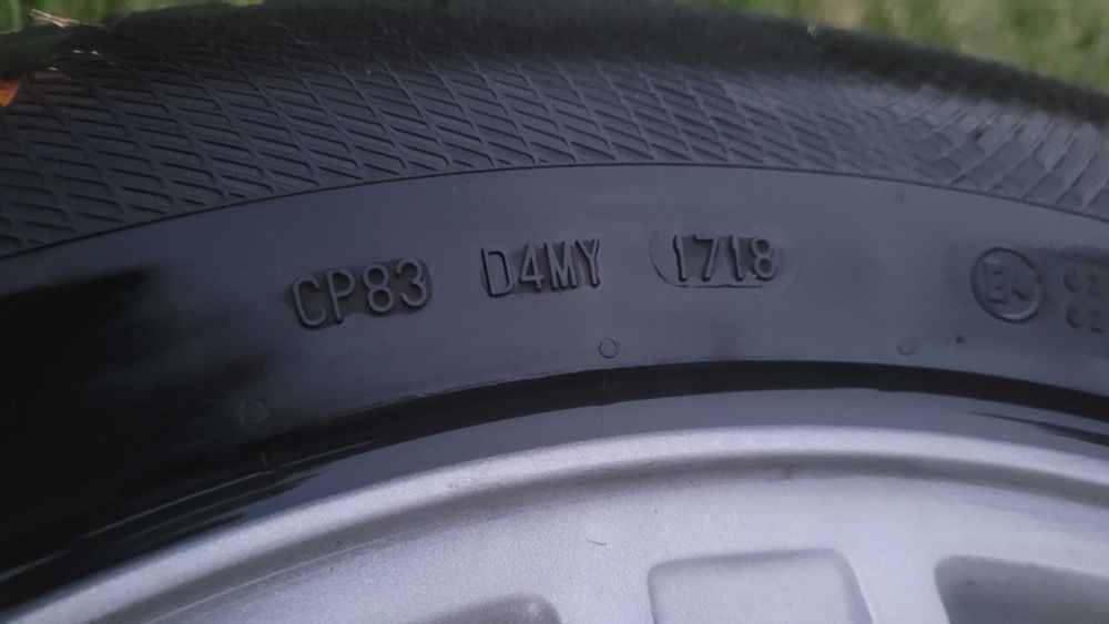 Koła (alufelgi) 18" z oponami zimowymi Continental 245 / 60 R 18