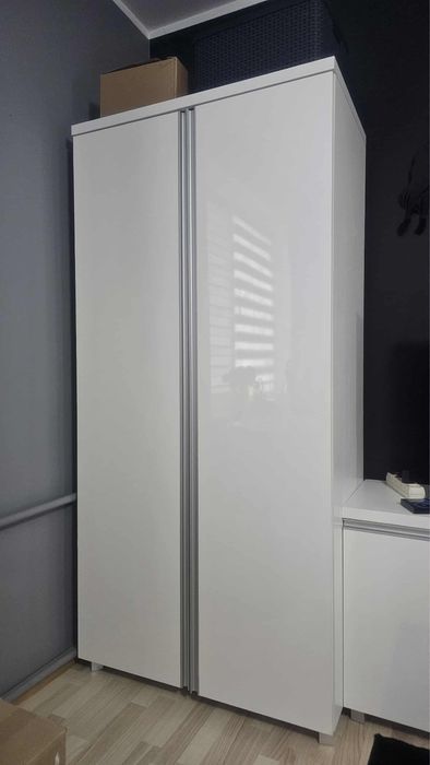 Meble Bodzio biały połysk i srebrne wstawki