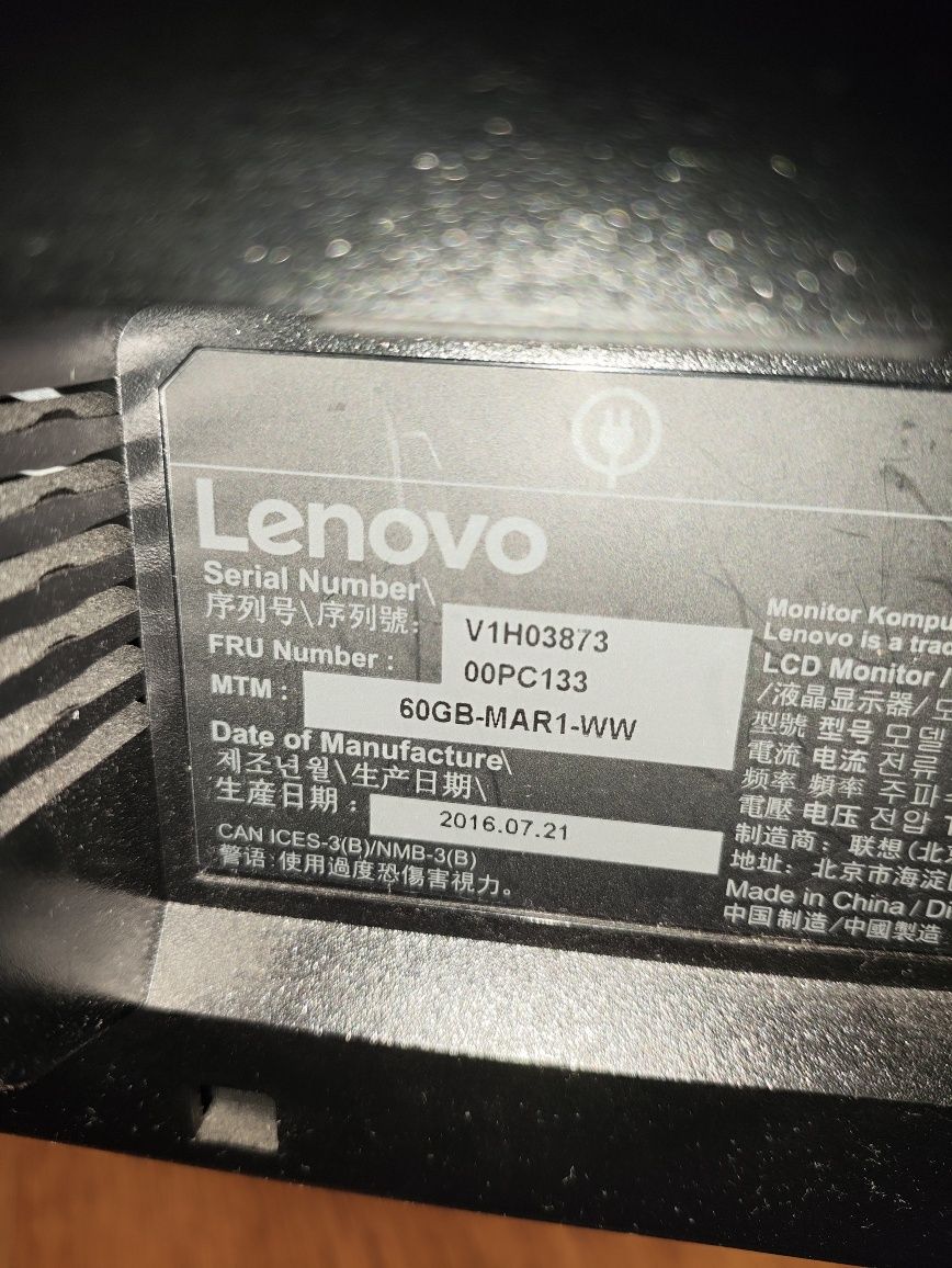 Monitor Lenovo ThinkVision – możliwa dostawa do Katowic