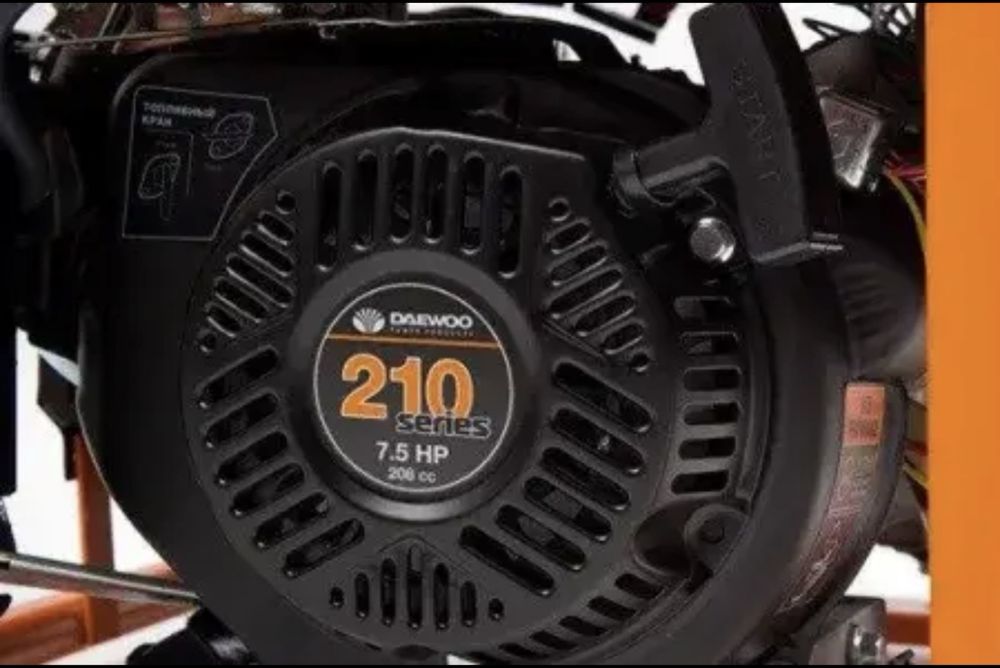 Бензиновий генератор Daewoo Power GDA 3500 2,8 кВт, ручний стартер