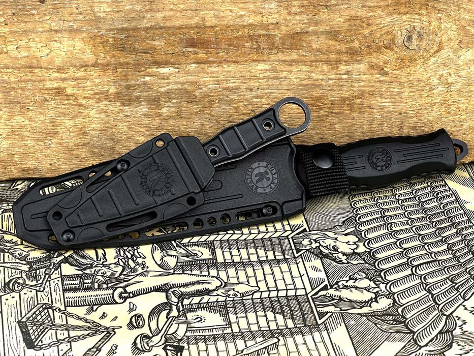 Комплект тактичних ножів. Нож танто и метательный