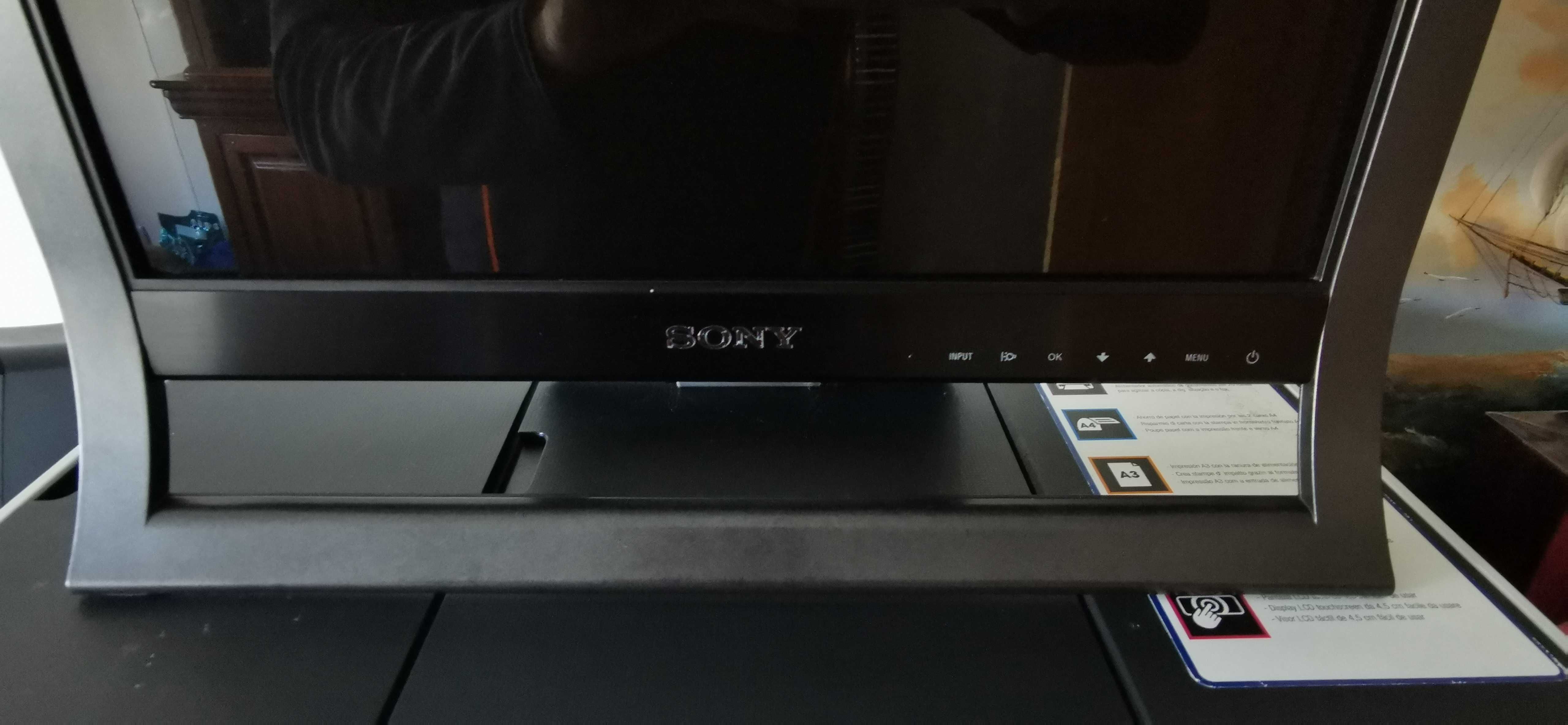 Sony sdm-HS75P TFT LCD