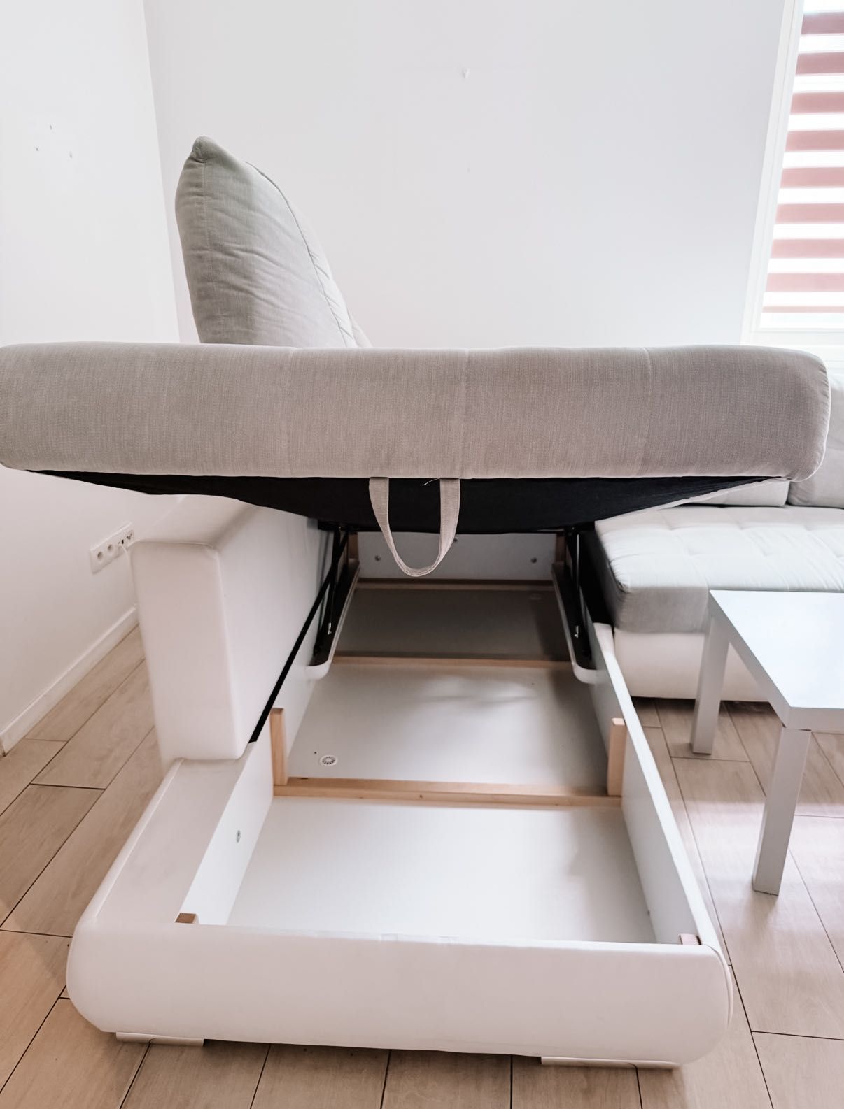 Sofa Narożnik Carl 2 Lux Black Red White