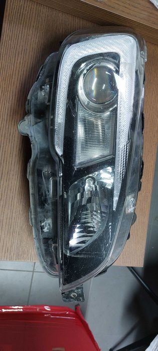 Lampa prawy przód subaru impreza wrx sti 2016-