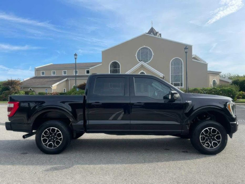 Ford F-150 Lariat SuperCrew      2021