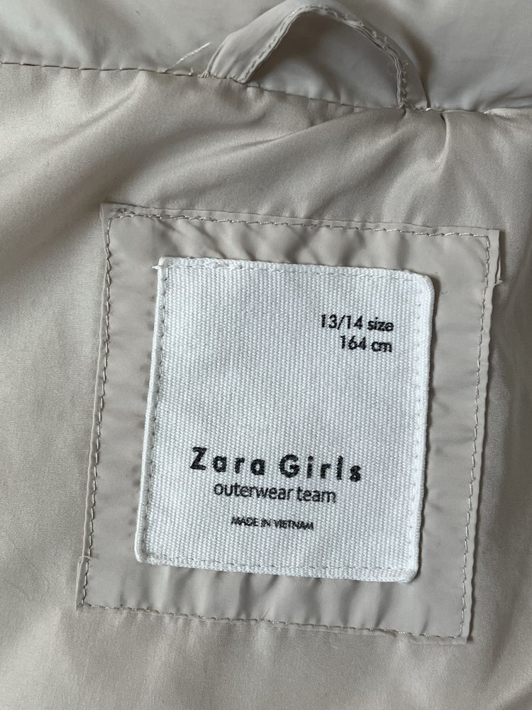 Курточка ZARA…..
