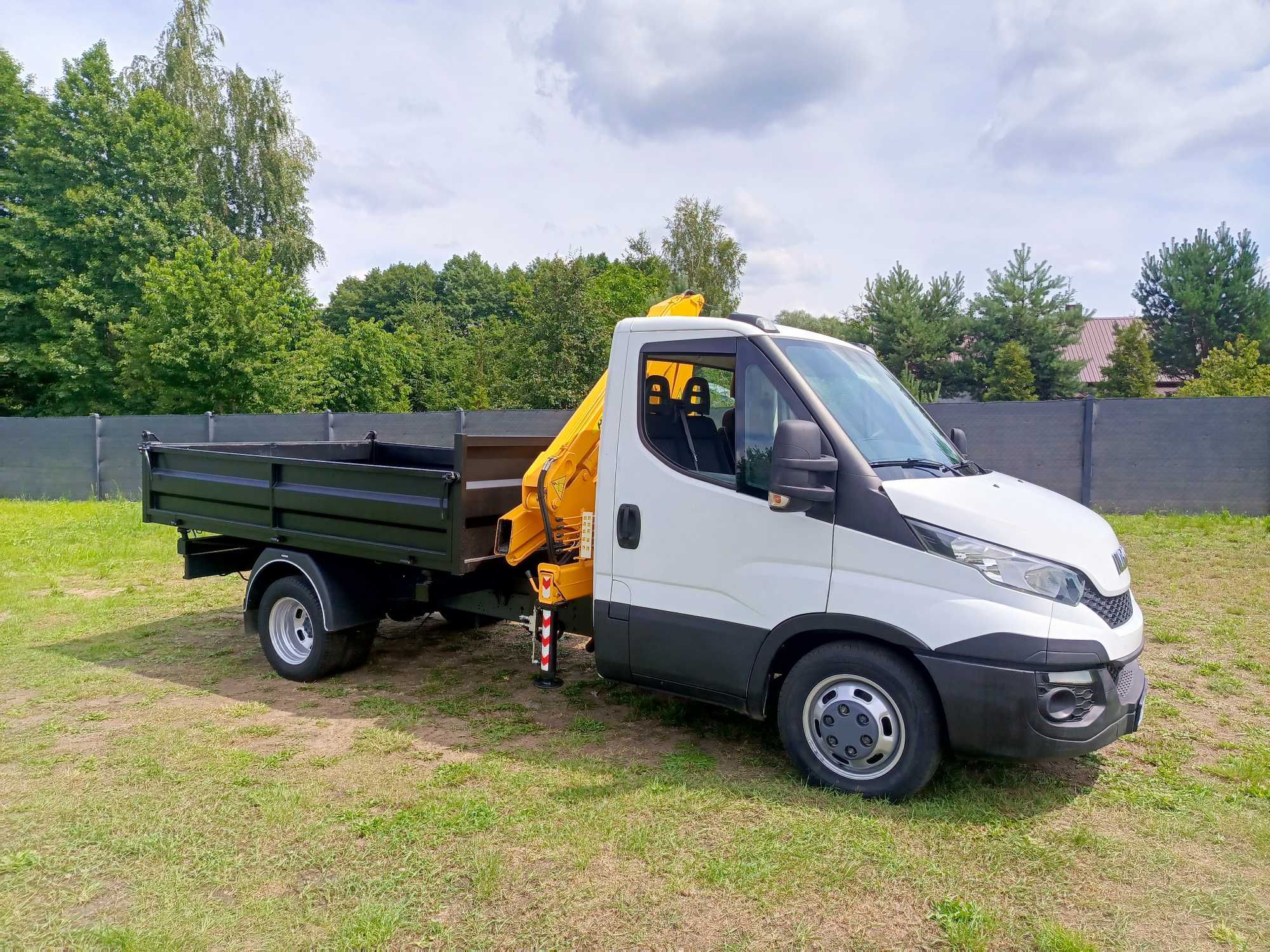 Iveco HDS udźwig 1800kg  wywrotka na 3 strony Hak Klimatyzacja