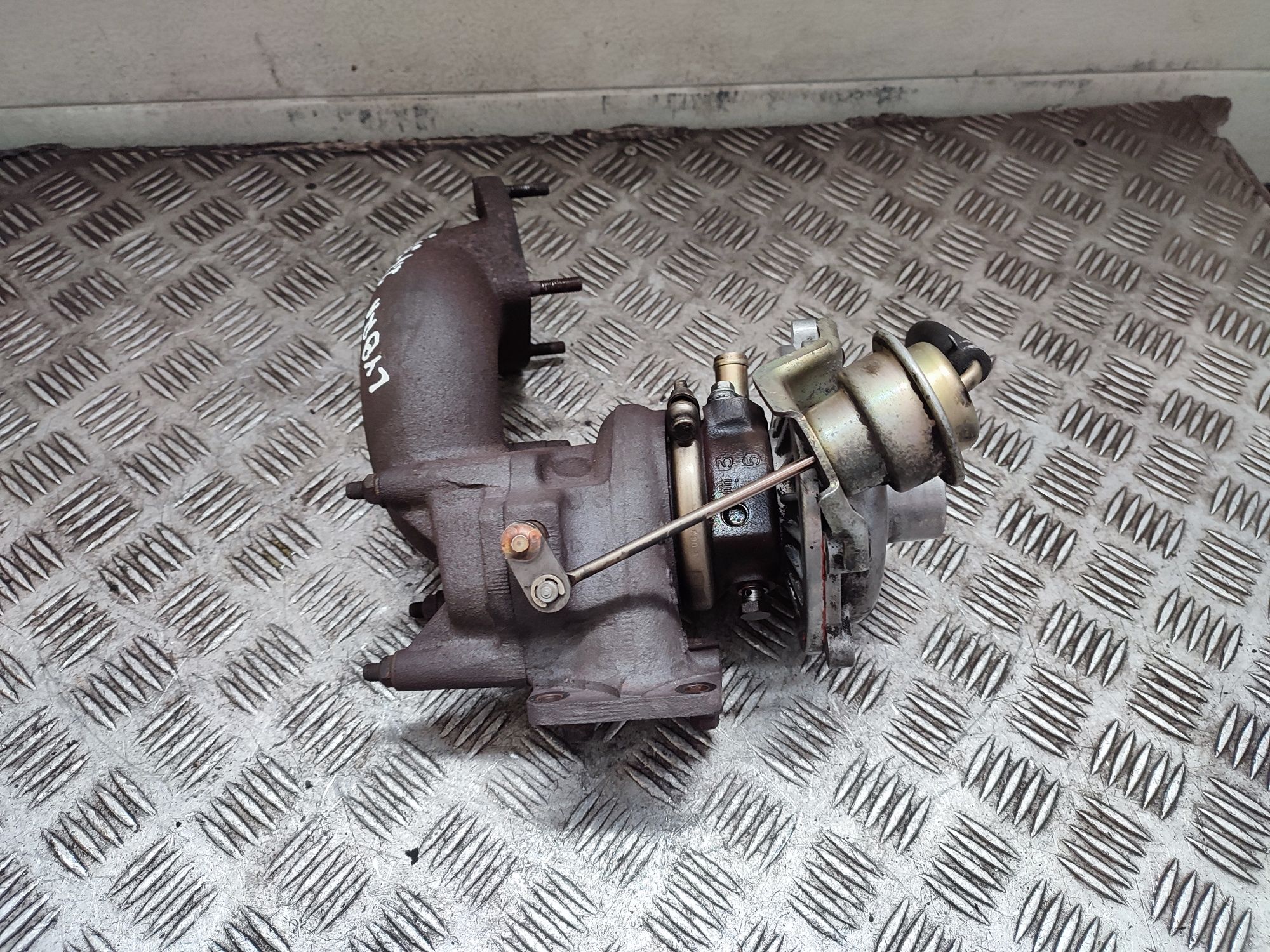 Lancia Lybra 2.4 JTD turbina turbosprężarka