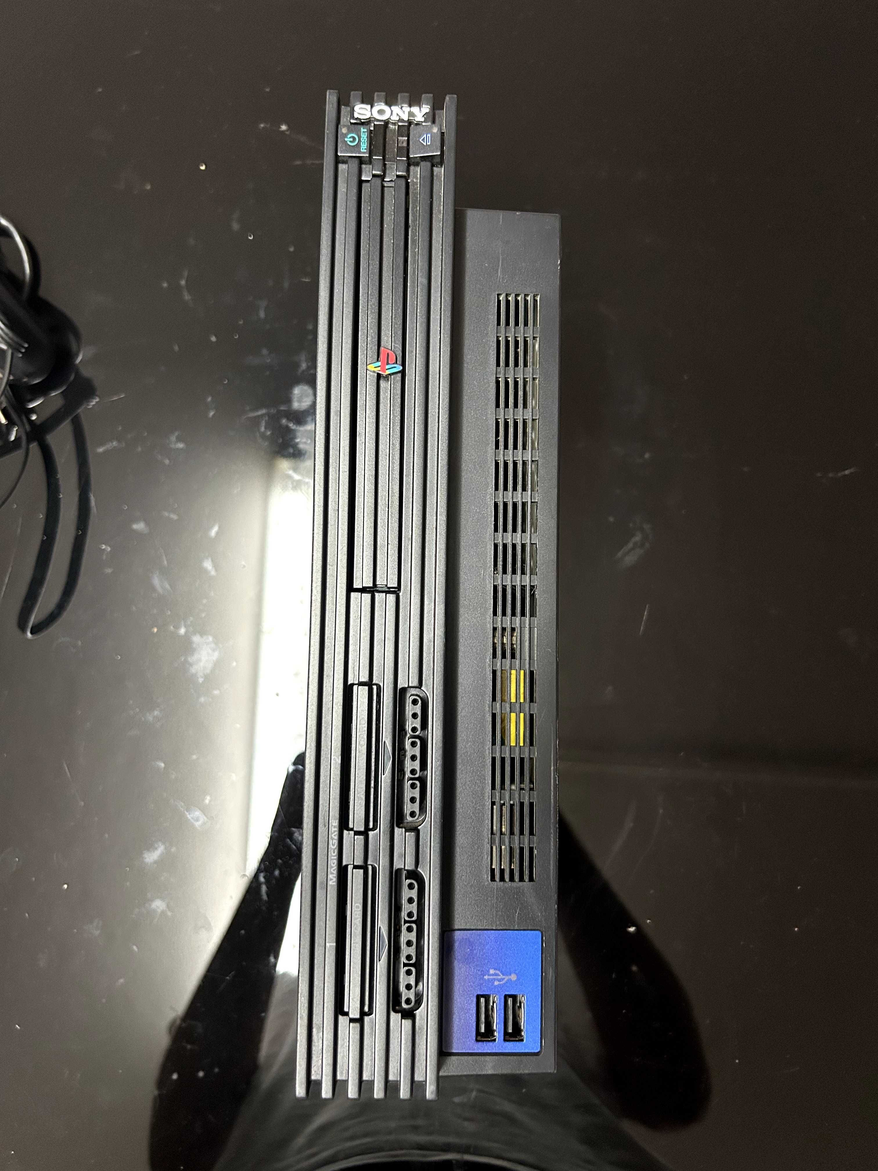 PS 2 Fat + comando + 4jogos