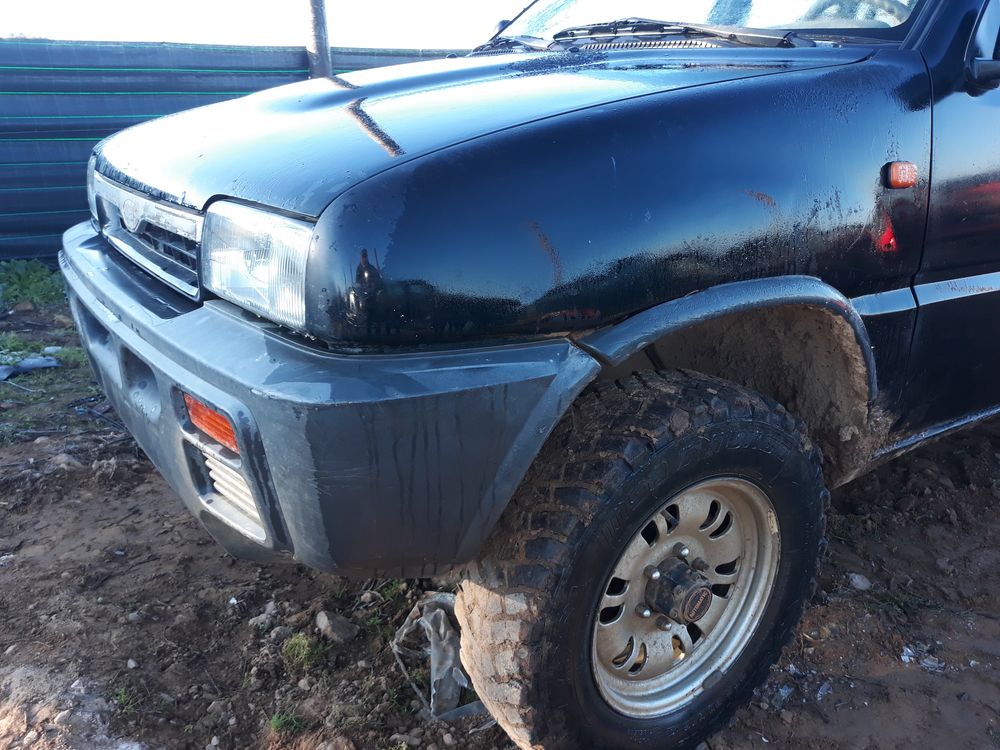 Nissan Terrano II para peças todos os modelos