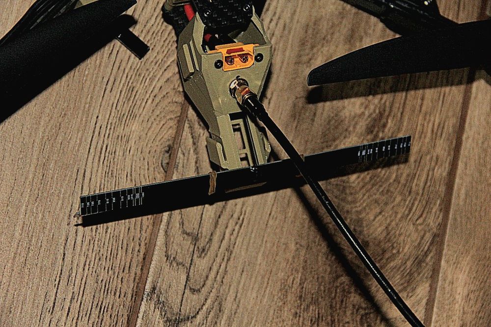 Продам нові робочі фпв дрони  FPV 10  без камер