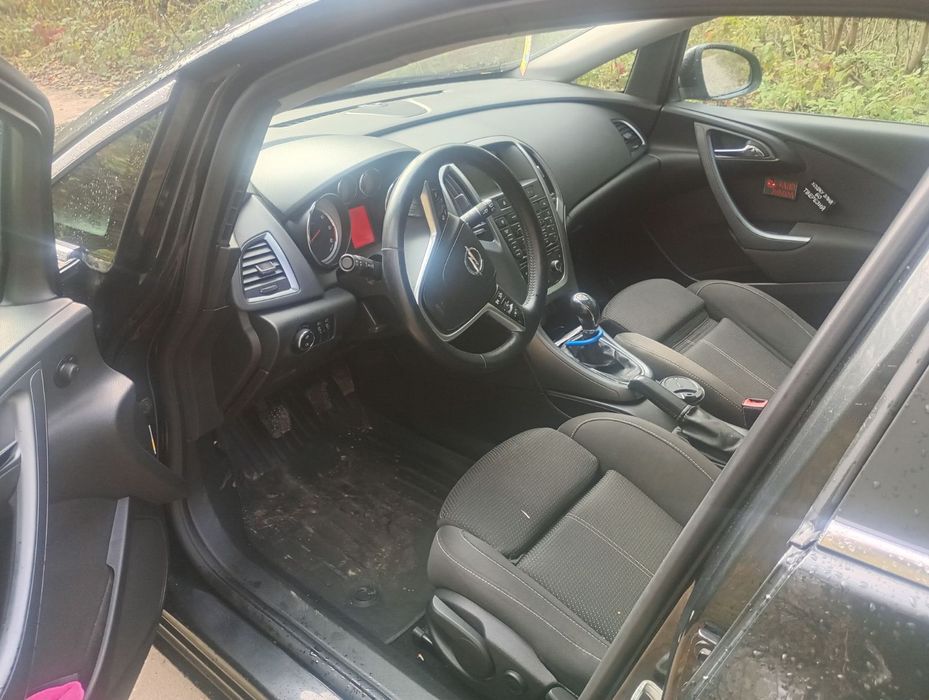 Opel Astra 2013 рік 1.7 дизель