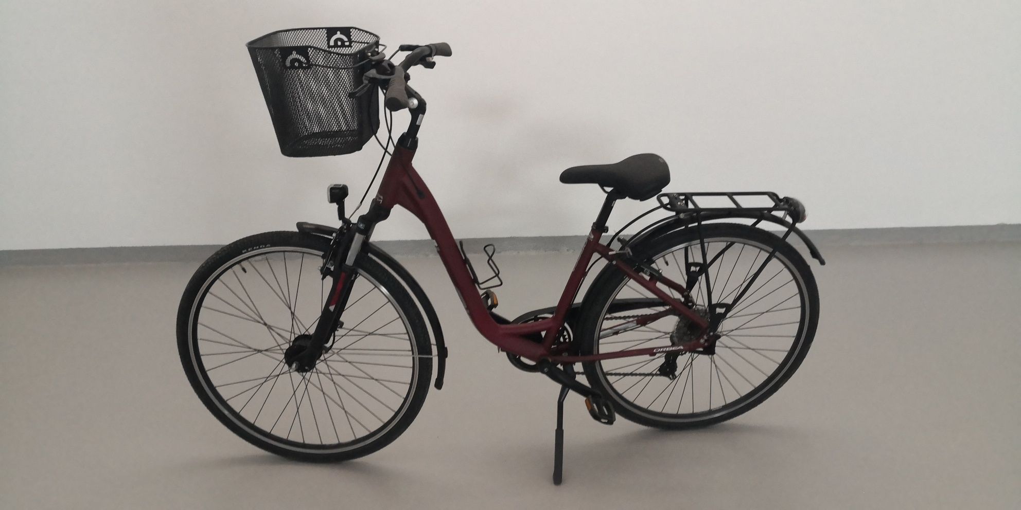 Bicicleta senhora como nova, marca Orbera
