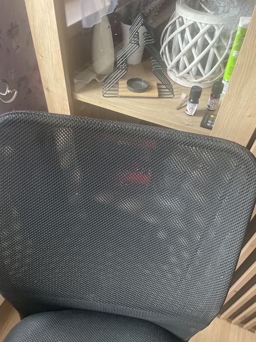 Fotel biurowy czarna siateczka