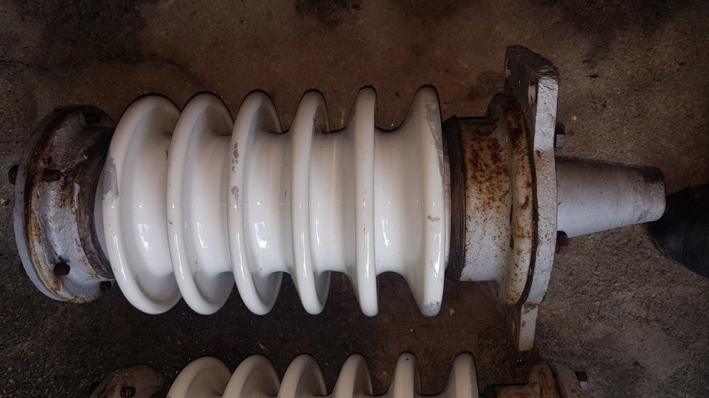 Изоляторы в хорошем