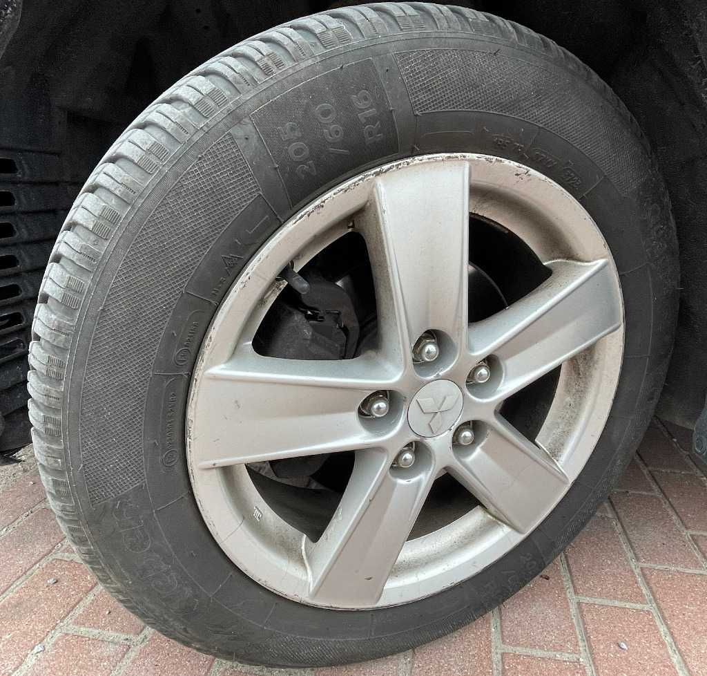 Opony całoroczne 205 60 R16 KLEBER Quadraxer 3 cały komplet. GWARANCJA