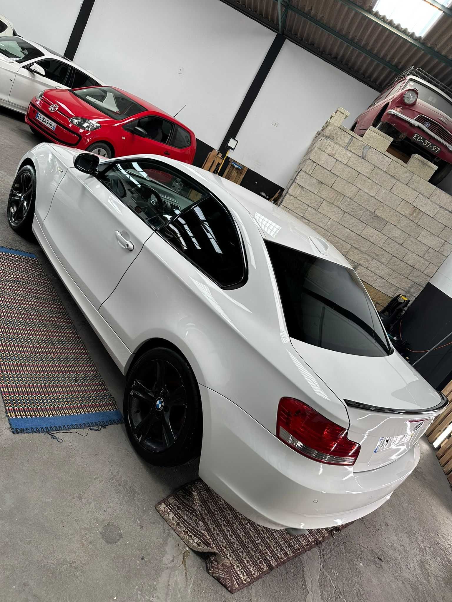 BMW 118 d coupe - Negociável