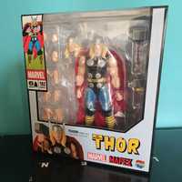 NOWA Figurka MAFEX Thor