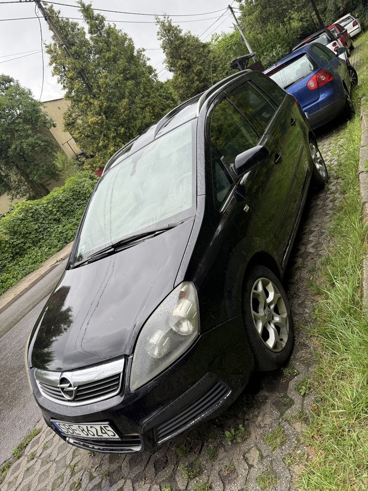 Opel Zafira 1.9CDTI 7 osobowa Panorama 7 osob