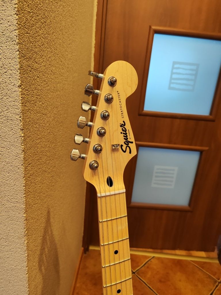Gitara elektryczna Squier Sonic stratocaster
