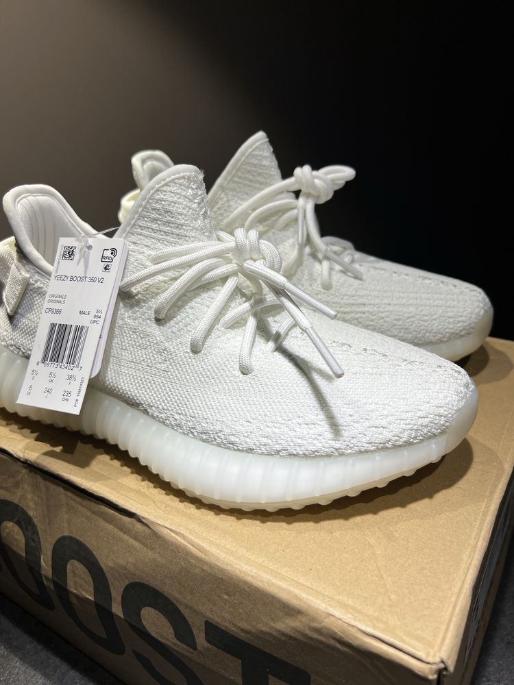 кроссовки adidas yeezy 350 cream / triple white