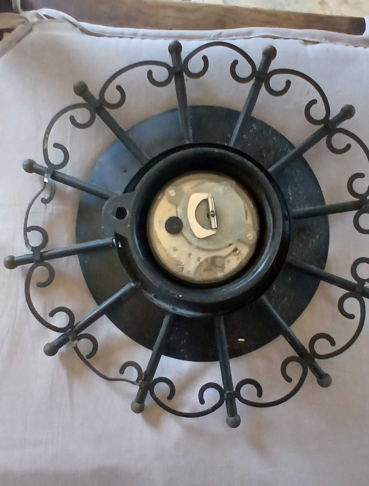 Zegar DDR metaloplastyka mechaniczny